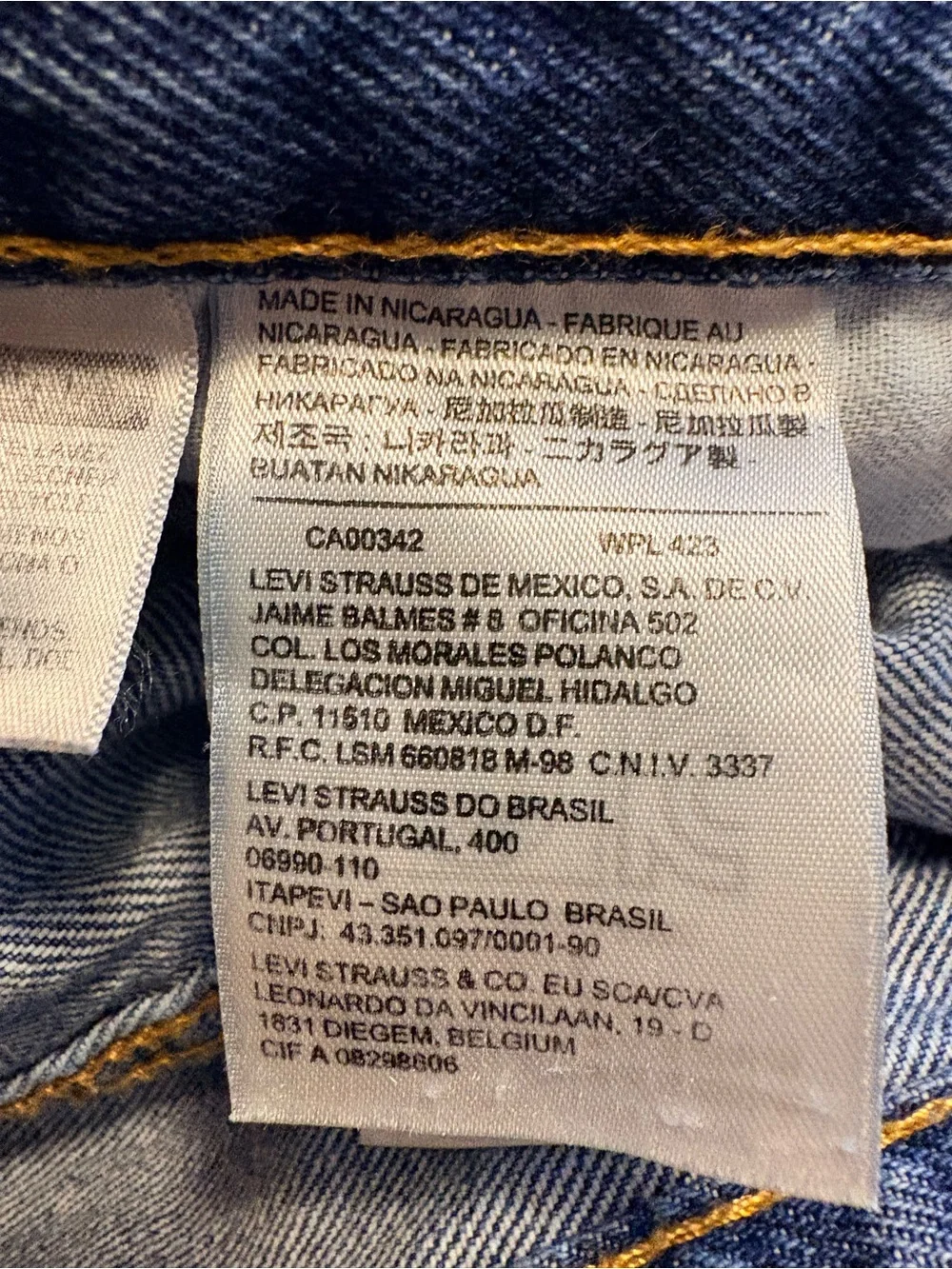 Levi’s 550 Relaxed Fit Jeans Men’s 48x30 Blue Tapered Denim Red Tab